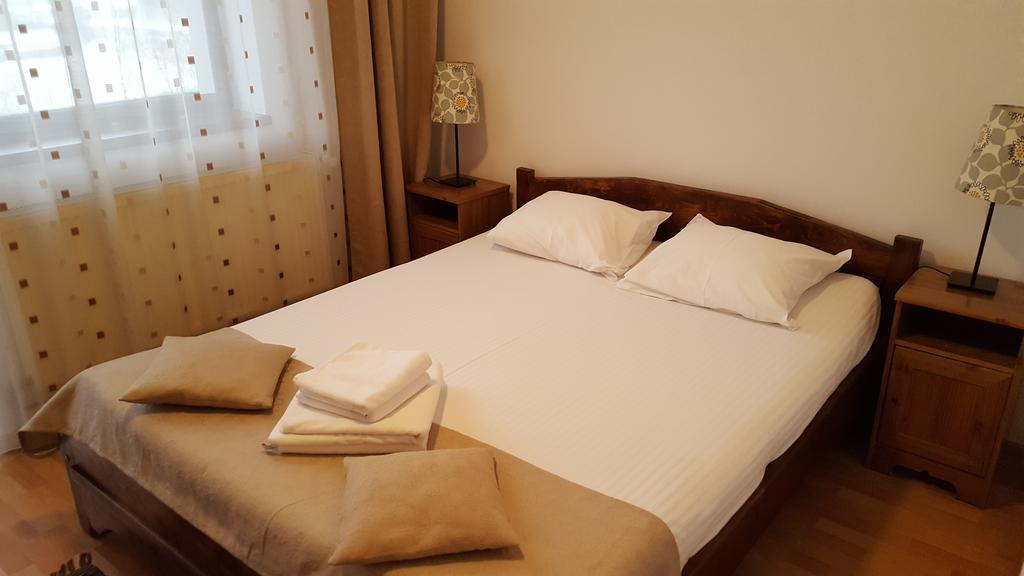 Floarea Soarelui Hotell Cheia  Exteriör bild