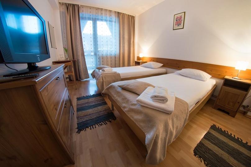 Floarea Soarelui Hotell Cheia  Exteriör bild